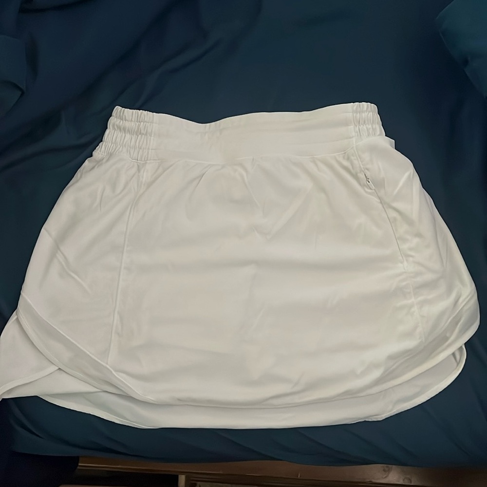 Lululemon Hotty Hot HR Skirt NWT